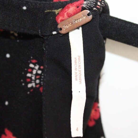 Free People Tegan Mini Dress Tunic Black Red Long Bell Sleeve Floral Size 4 - Picture 2 of 3